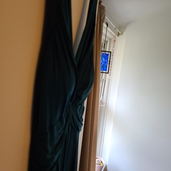 Dress - Picture 4 of 5